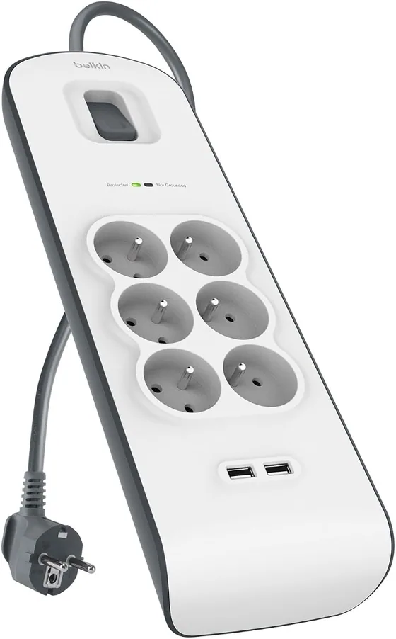 Multiprise parafoudre Belkin 6 prises + 2 USB-A — vue 4