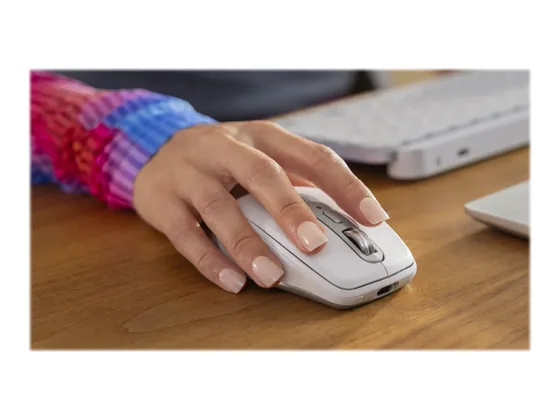 Logitech MX Anywhere 3S — souris compacte Bluetooth — mise en situation
